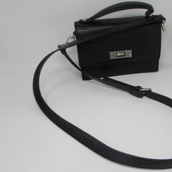 ALDO HANDBAG BLACK 10 1/2" X 9" X 4" SILVER ACCENTS - CROCODILE DESIGN W/CHAIN! - Picture 3 of 7